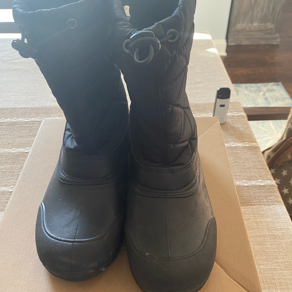 Womens snow boots